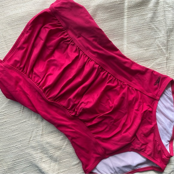 One Piece Speedo - Picture 2 of 3